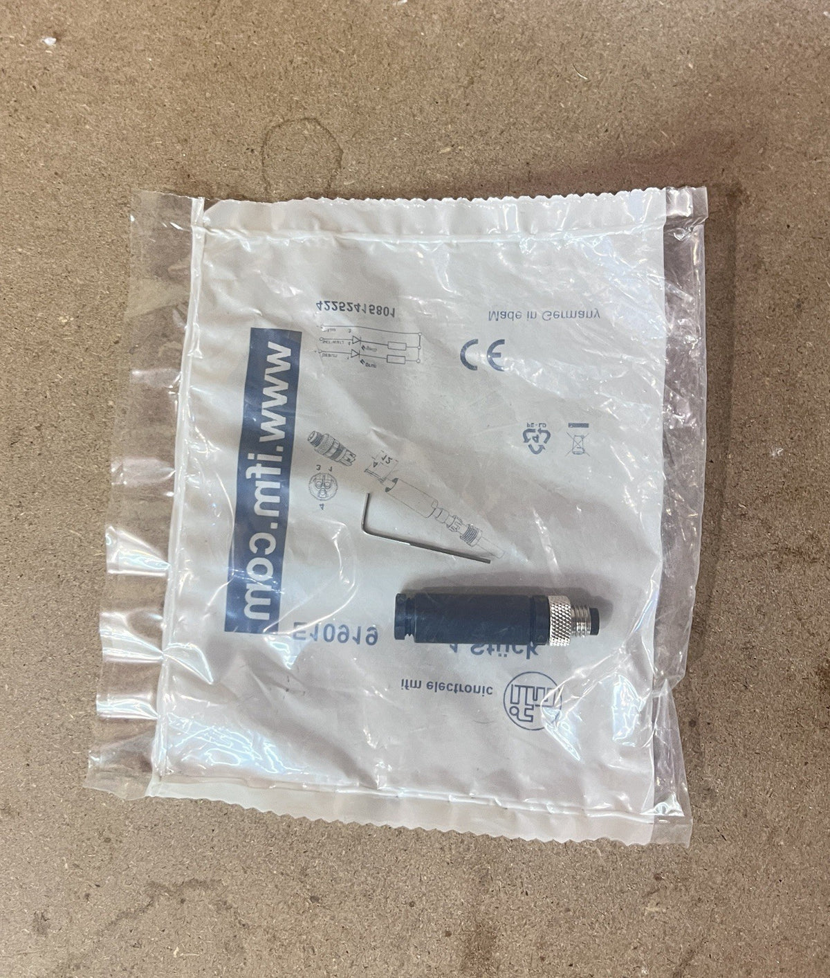 Lot of 7 IFM E10919 M8 3-Pin Field Wireable Male Connector Plug SSTGF030MSSFKPG