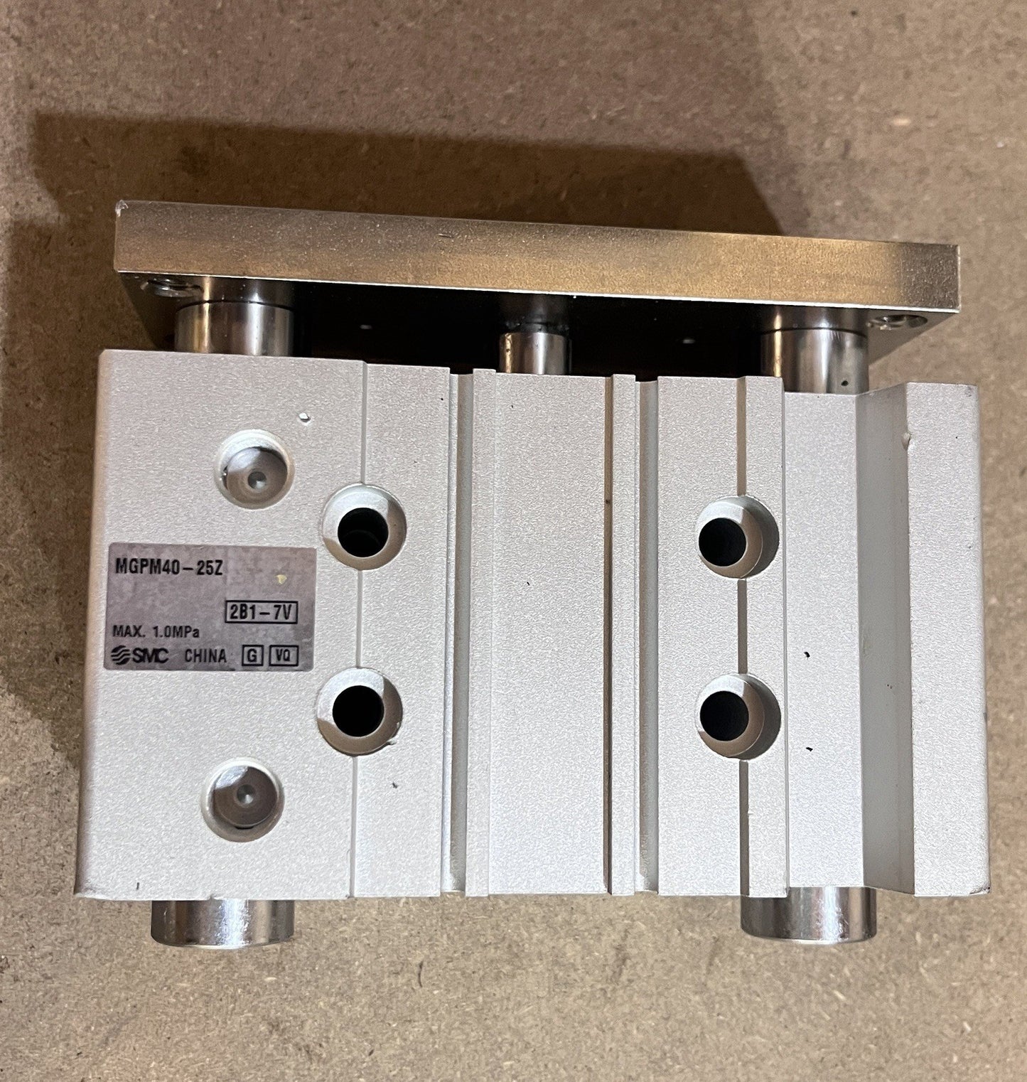SMC MGPM40-25Z Compact Guide Cylinder 40mm Bore 25mm Stroke
