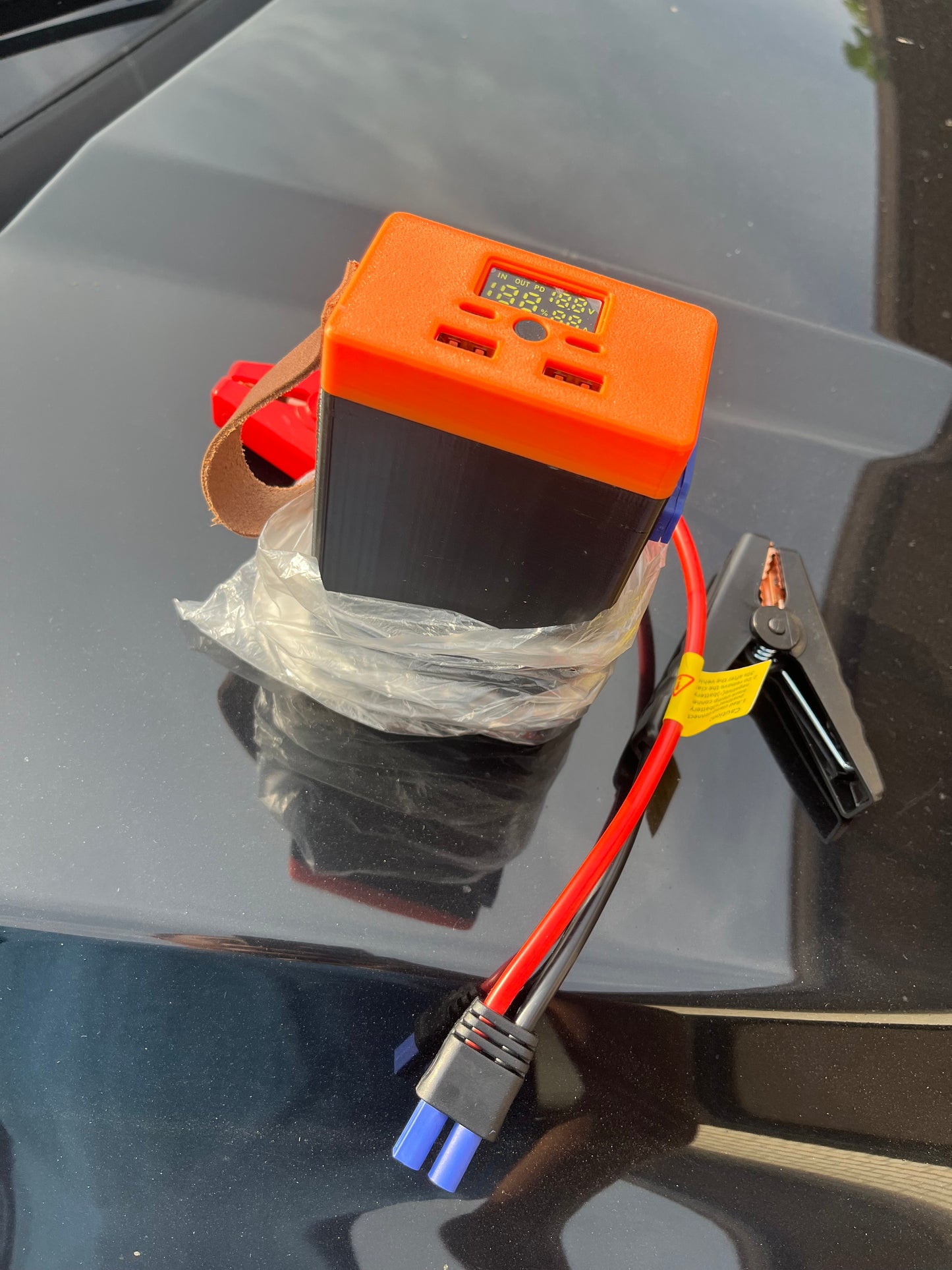 JP40 Jump Starter + Power Bank | 32000mAh, 100W PD Fast Charge, 12V Car Emergency Boost