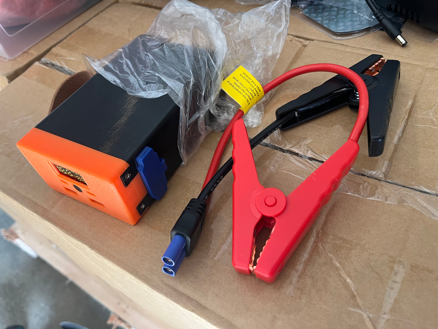 JP40 Jump Starter + Power Bank | 32000mAh, 100W PD Fast Charge, 12V Car Emergency Boost